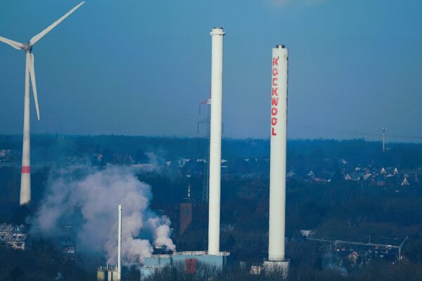 E-Fuels Face 2026 Carbon-Neutral Ultimatum Under EU ReFuelEU Rules